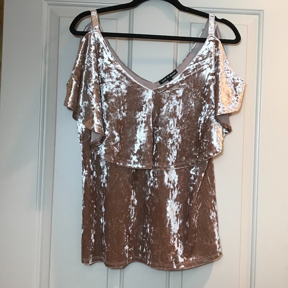 Cable & Gauge Tops - SWEET PINK crushed velvet cold shoulder top